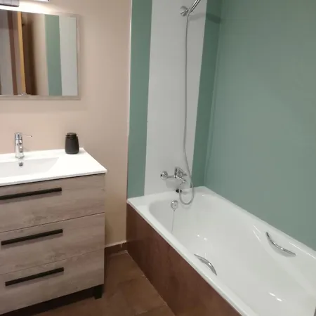 El Vergel Del Piedra * Munébrega